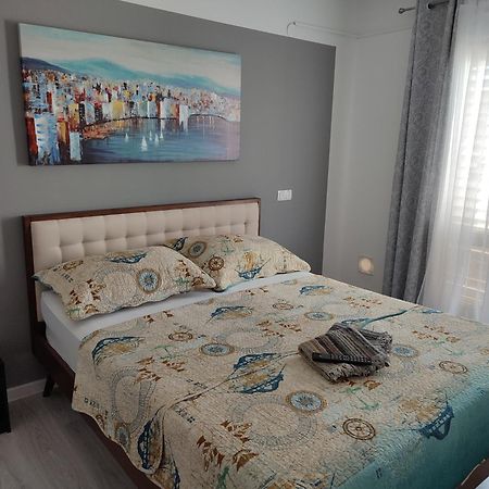 Oleander Apartment In باكوشتاني الغرفة الصورة